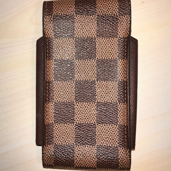 Louis Vuitton EUC Damier Ebene Cigarette Case! Out of stock online and in stores - Picture 3 of 10
